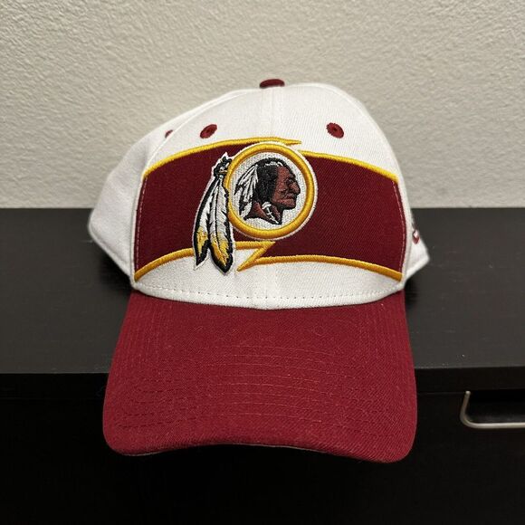 NFL Washington Redskins Team Issued White & Burgundy Baseball Hat Cap Small Med‎ - Picture 1 of 10